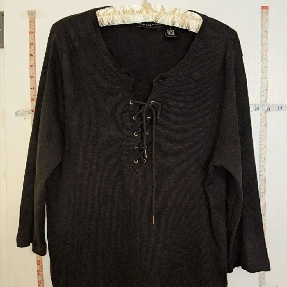 PRESWICK & MOORE LADIES SZ 1X SHIRT W\ LACES
